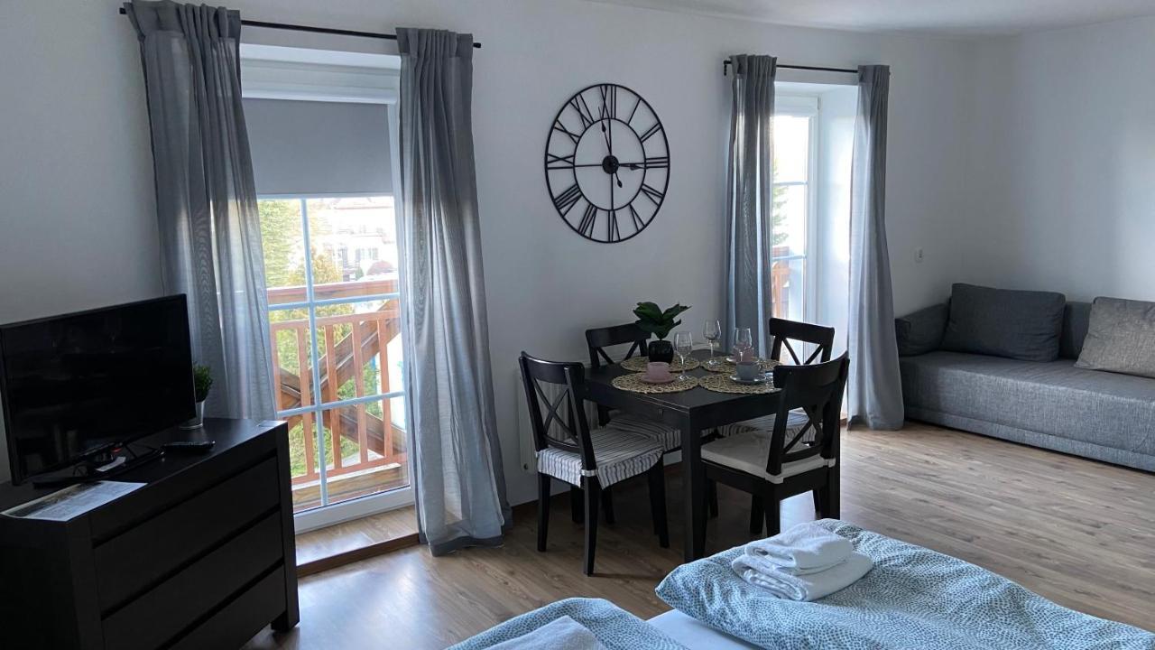 Prywatne Apartamenty Z Widokiem Na Port Lub Zamek Krzyzacki Wegorzewo Exterior photo